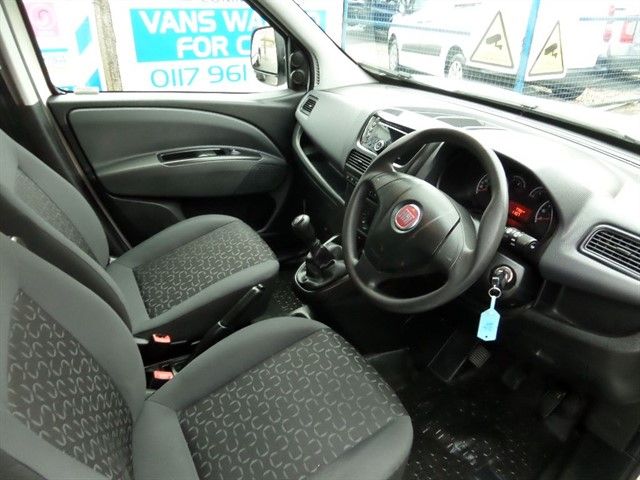  2010 Fiat Doblo  4