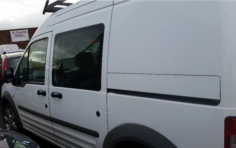  2009 Ford Transit Connect  1