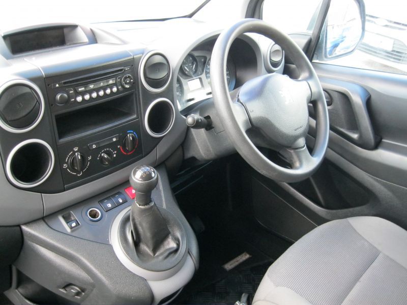  2012 Peugeot Partner 1.6 HDi S L1 850 4dr  7