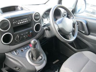 2012 Peugeot Partner 1.6 HDi S L1 850 4dr thumb 8