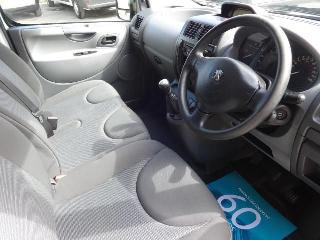  2012 Peugeot Expert 1.6 HDI 1200 L2 thumb 9
