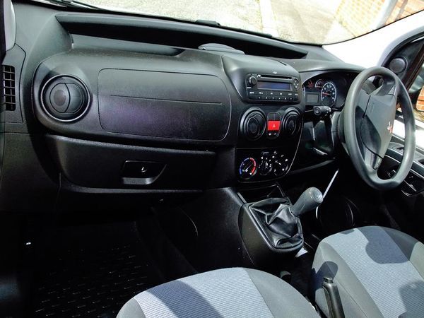  2012 Peugeot Bipper Professional HDi  6