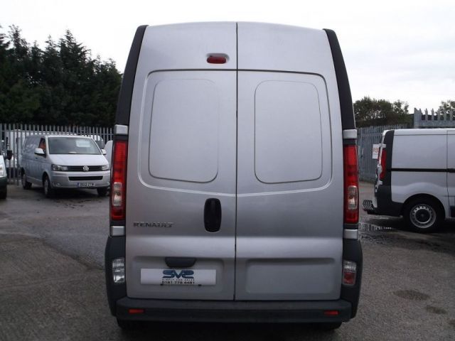  2012 Renault Trafic High Roof 2.0 DCI  3