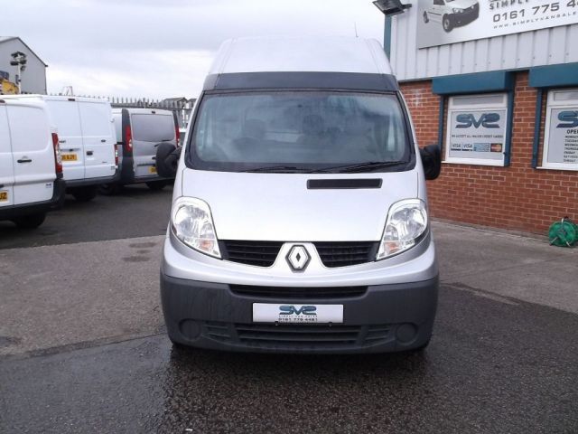  2012 Renault Trafic High Roof 2.0 DCI  1