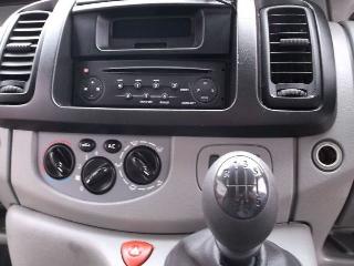  2012 Renault Trafic High Roof 2.0 DCI thumb 10