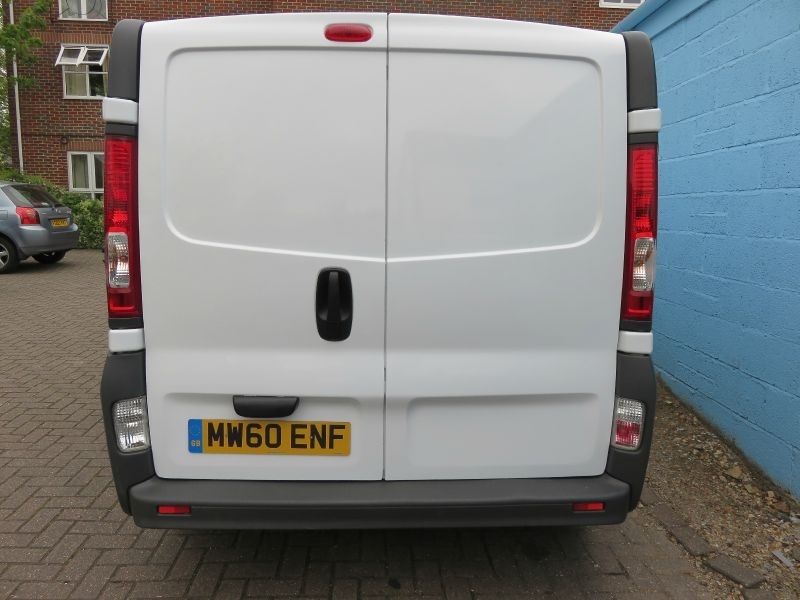  2011 Renault Trafic LL29 2.0 DCi  2