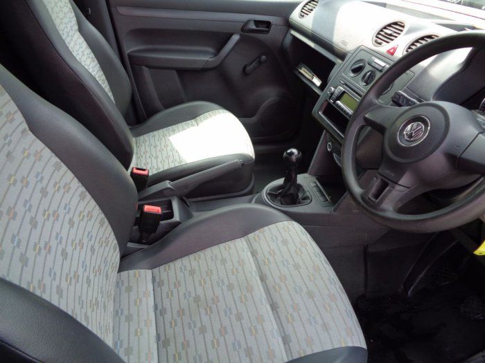  2011 Volkswagen Caddy 1.6 TDI  6