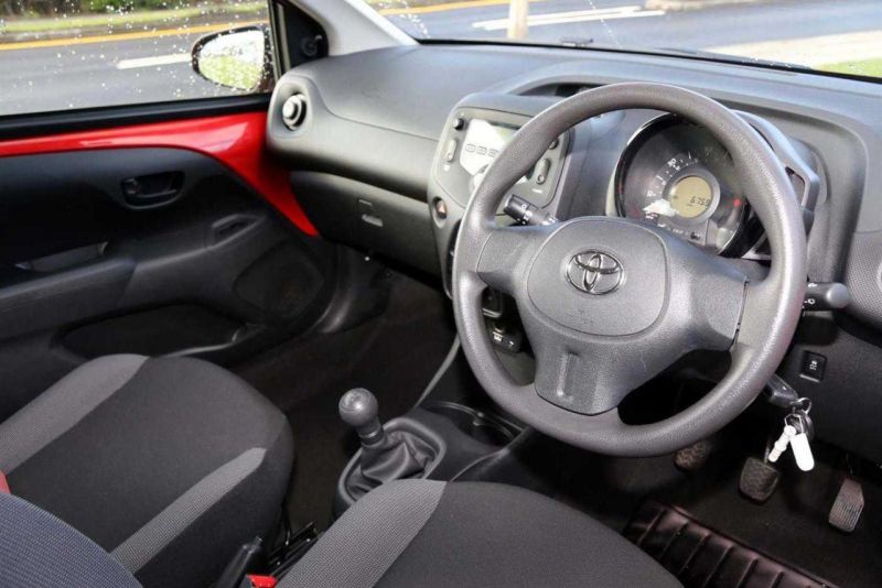  2016 Toyota Aygo VVT-I X  6
