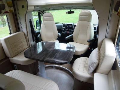 2013 Chausson Suite Maxi thumb-33449
