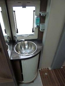  2013 Chausson Suite Maxi thumb 9