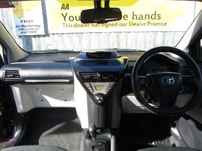 2014 Toyota iQ 1.0 VVT-I IQ2 CVT thumb 7