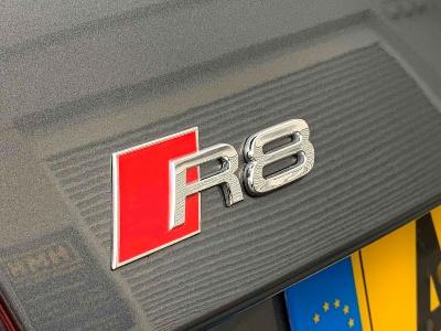  2014 Audi R8 V8 Quattro thumb 12