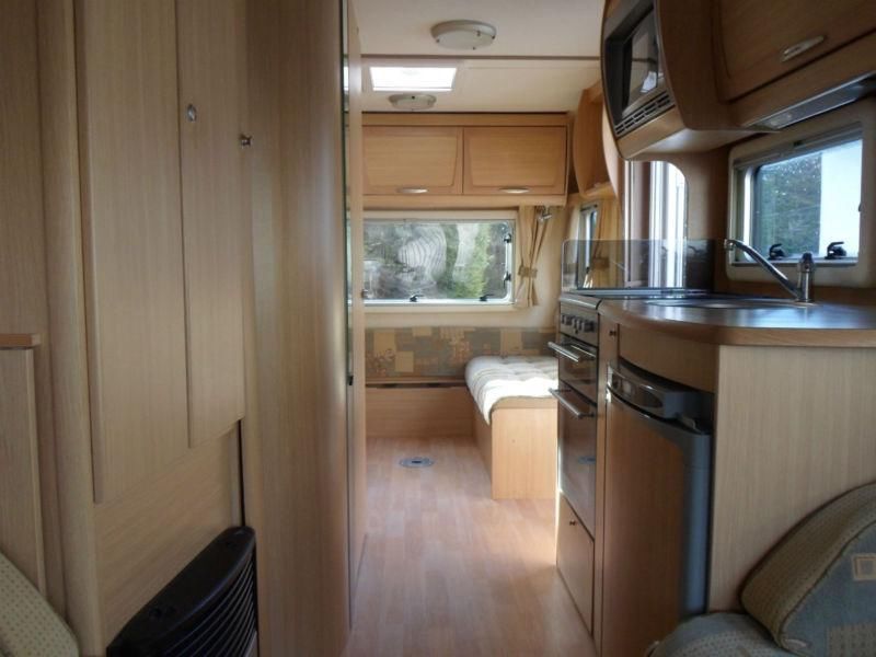  2007 Abbey GTS 517 5 Berth Caravan  3
