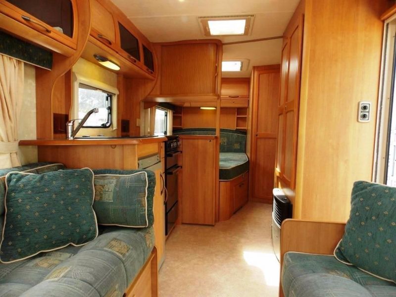  2003 Ace Award Northstar 4 Berth Fixed Bed Touring Caravan  3