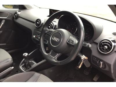  2015 Audi A1 1.4 TFSI Sport thumb 5