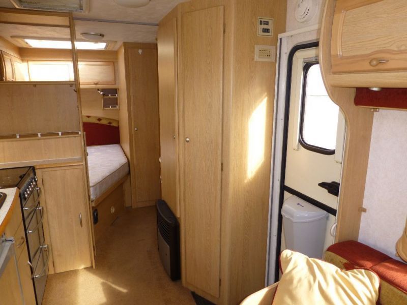  2003 Coachman Pastiche 530/4, 4 Birth Caravan  3