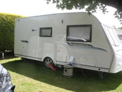 2010 Coachman Pastiche 460/2 touring caravan 2 berth thumb-38333