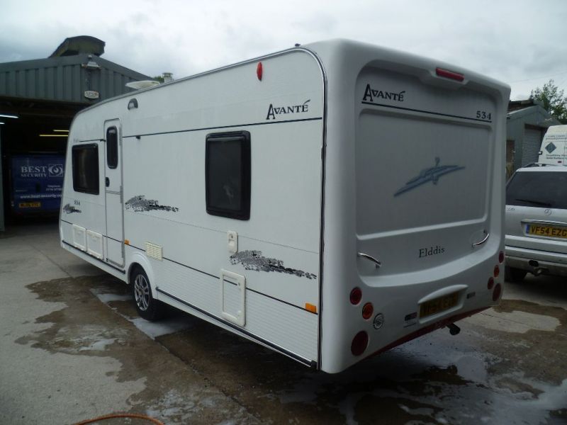  2007 Elddis Avante Fixed Bed Touring Caravan  2
