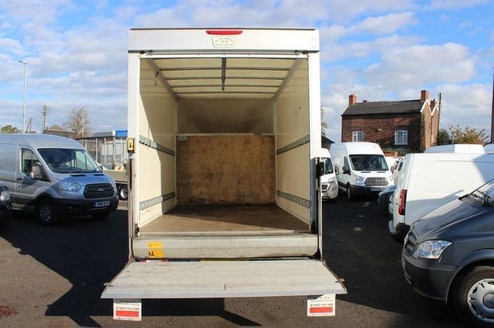 Iveco Daily 2.3 TD HD 35C13 LWB DriveAway Luton 2dr  2