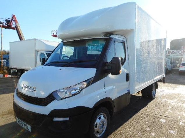  Iveco Daily 2.3 TD 35C13 LWB DriveAway Luton 2dr  6