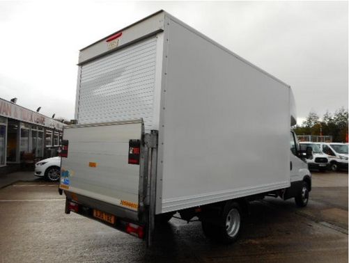  Iveco Daily 2.3 TD 35C13 LWB DriveAway Luton 2dr  3