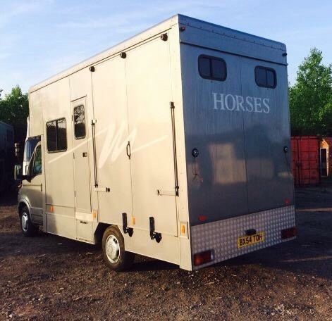  2004 3.5t Iveco horse lorry  2