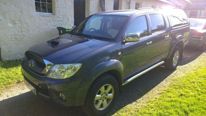  2010 REDUCED! Toyota Hilux Invincible Automatic  0