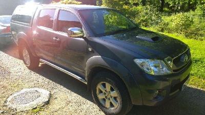  2010 REDUCED! Toyota Hilux Invincible Automatic thumb 8