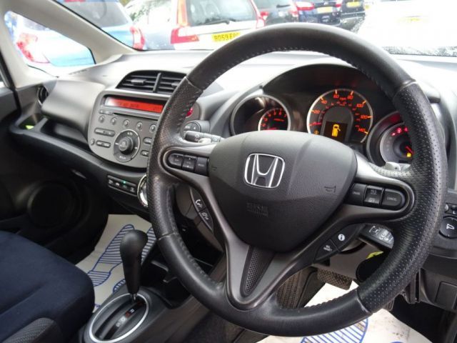  2011 Honda Jazz 1.3 I-VTEC EX 5d  6