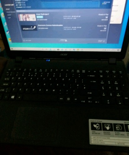 Acer Laptop  1