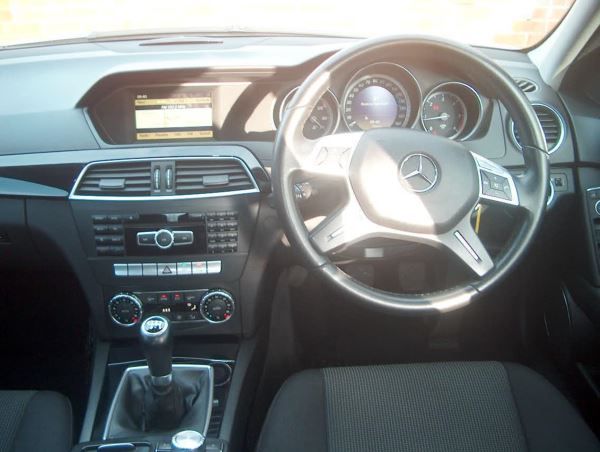  2011 Mercedes-Benz C220 CDI SE 4dr  4