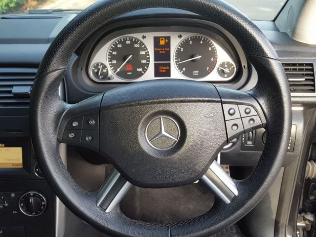  2008 Mercedes-Benz 1.5 B150 Sport 5d  9