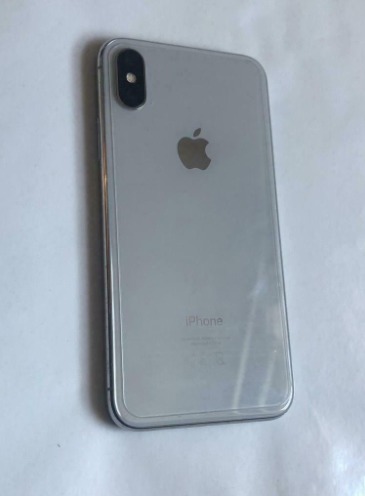 Apple iPhone X 256GB Silver  4