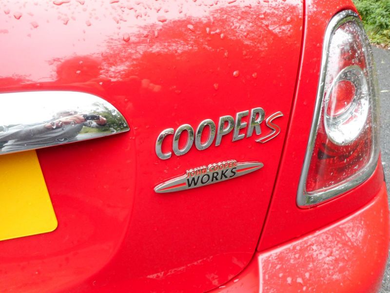  2009 Mini John Cooper Works Coupe  2