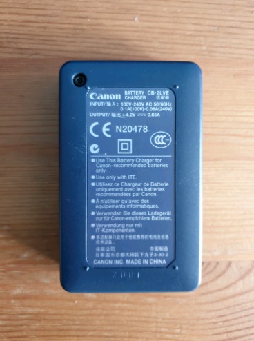 Canon Battery Charger  1