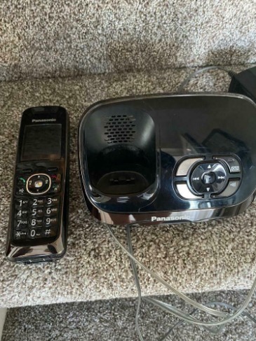 Cordless Home Phone + Answering Machine  1
