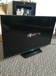 32Inch Samsung Smart TV. Excellent Condition