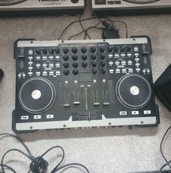 DJ Decks Equipment thumb-44417