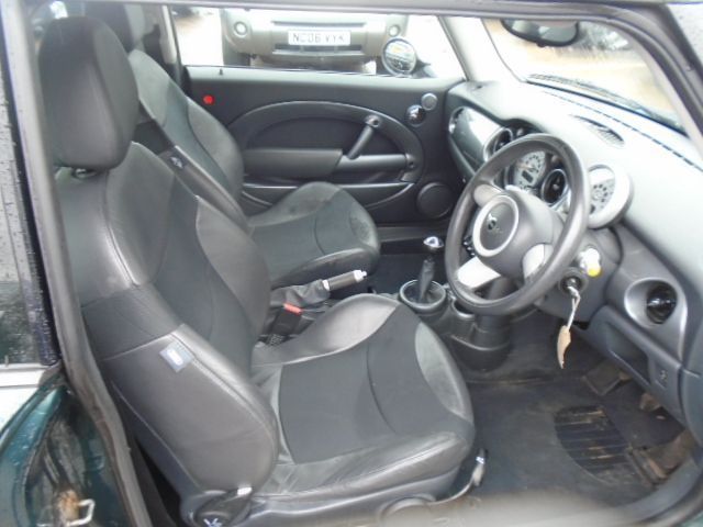  2005 Mini Hatch Cooper 1.6 3dr  7