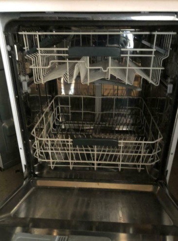 Hotpoint Dish Washer Experience Model  1