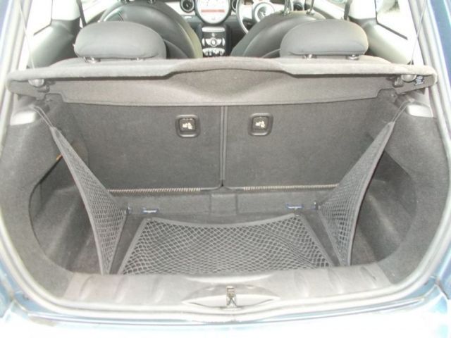  2009 MINI Hatch Cooper D 1.6 3d  6