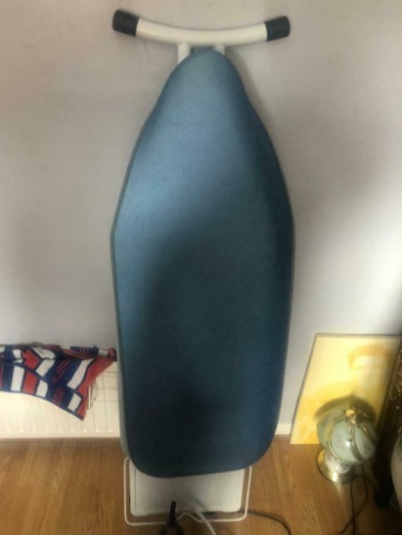 Polty Steam Iron and Ironing Board  3
