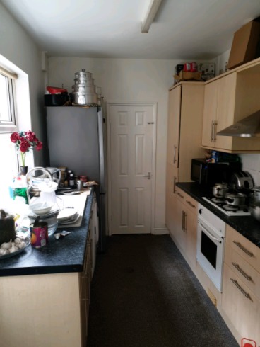 3 Bed House to Let in NN1  1