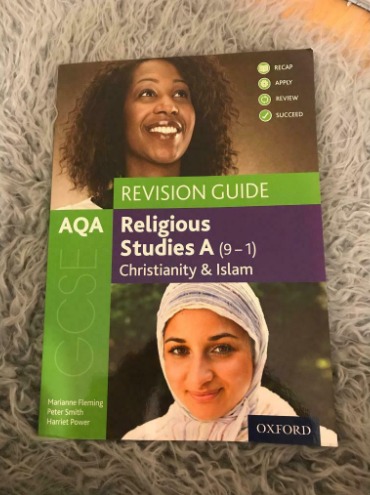 GCSE Religious Studies Book  0