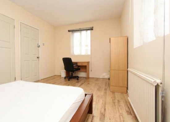 Double Room To Rent  1