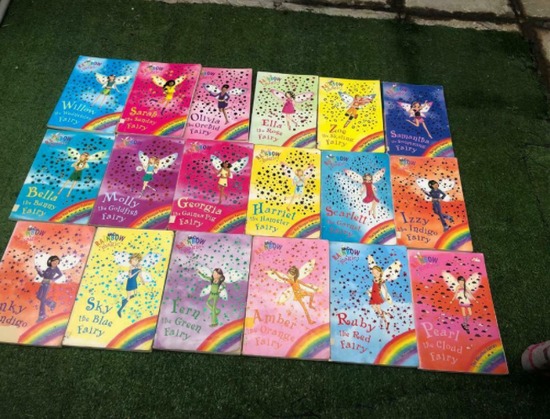 Rainbow Magic Fashion Fairies Collection 28 Books  0
