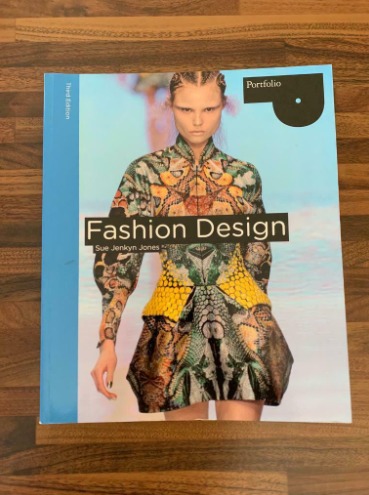 Fashion Design Book  0