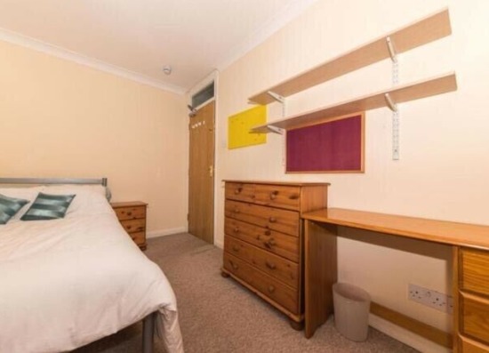 Room to Rent - Canterbury  1