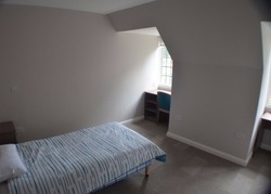 Fully Furnished Single Rooms En-Suite Rooms