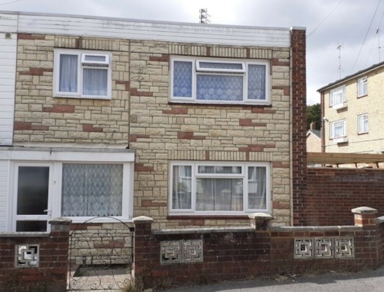 3 Bed End of Terrace House for Rent (Unfurnished)  0